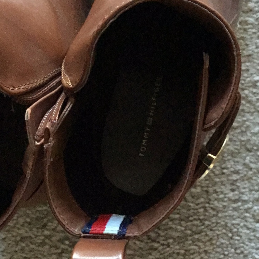 Tommy Hilfiger Boots - Picture 4 of 5
